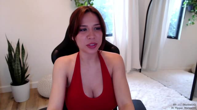 Gallery image thumbnail from Marie's myfreecams stream on, 02/01/2024, 24:58 image 6 of 20