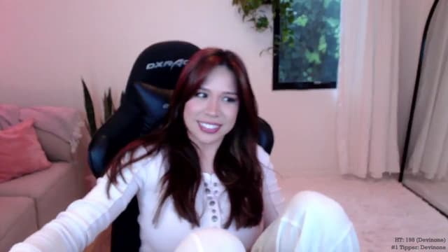 Gallery image thumbnail from Marie's myfreecams stream on, 03/08/2024, 03:05 image 2 of 20