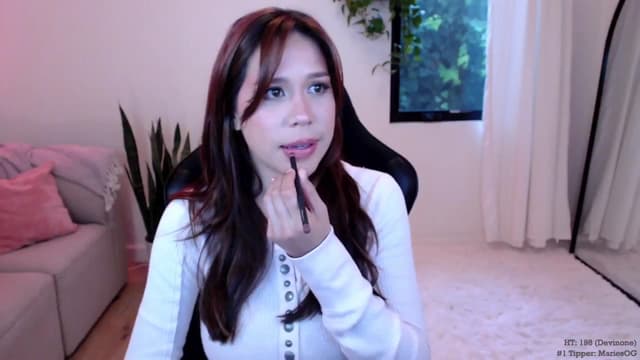 Gallery image thumbnail from Marie's myfreecams stream on, 03/08/2024, 03:05 image 7 of 20