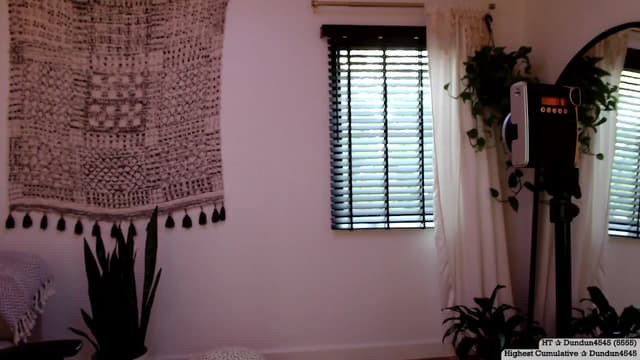 Gallery image thumbnail from Marie's myfreecams stream on, 07/10/2024, 23:19 image 4 of 20