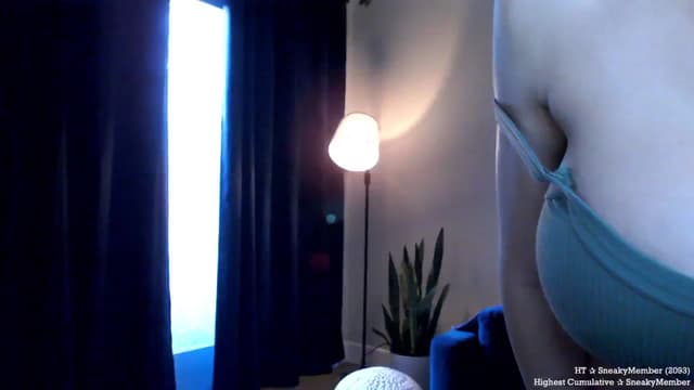 Gallery image thumbnail from Marie's myfreecams stream on, 11/08/2024, 24:57 image 5 of 20