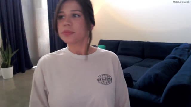 Gallery image thumbnail from Marie's myfreecams stream on, 11/14/2024, 21:45 image 6 of 20