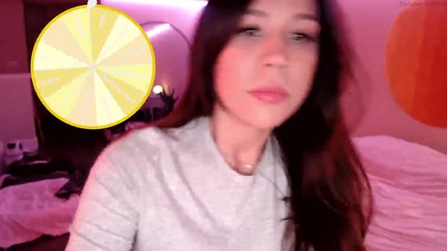 Gallery image thumbnail from Marie's myfreecams stream on, 12/24/2024, 03:06 image 13 of 20