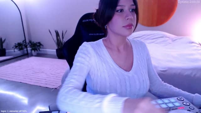 Gallery image thumbnail from Marie's myfreecams stream on, 01/29/2025, 03:31 image 12 of 20