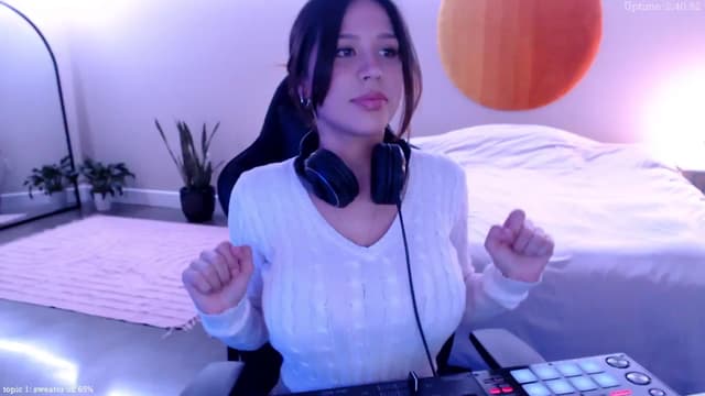 Gallery image thumbnail from Marie's myfreecams stream on, 01/29/2025, 03:31 image 15 of 20
