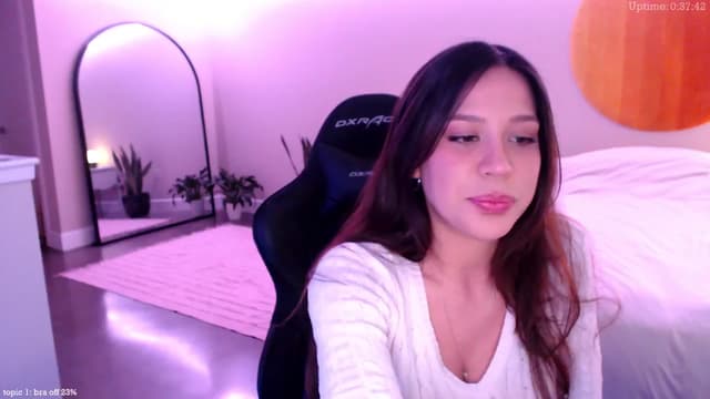 Gallery image thumbnail from Marie's myfreecams stream on, 01/29/2025, 03:31 image 5 of 20
