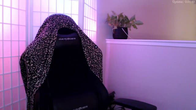 Gallery image thumbnail from Marie's myfreecams stream on, 02/14/2025, 22:30 image 3 of 20