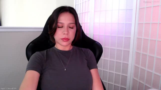 Gallery image thumbnail from Marie's myfreecams stream on, 02/25/2025, 22:44 image 16 of 20