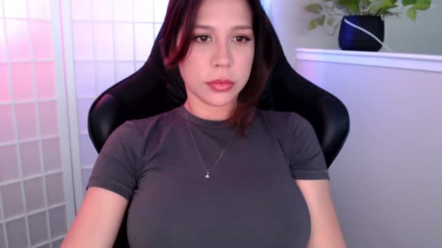 Gallery image thumbnail from Marie's myfreecams stream on, 02/25/2025, 22:44 image 8 of 20