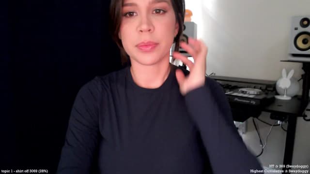 Gallery image thumbnail from Marie's myfreecams stream on, 04/02/2025, 23:01 image 16 of 20