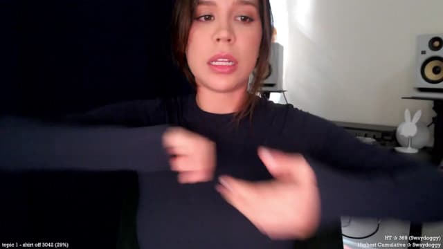 Gallery image thumbnail from Marie's myfreecams stream on, 04/02/2025, 23:01 image 19 of 20