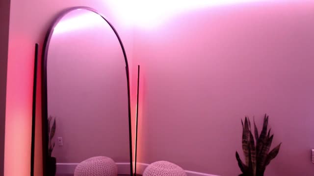 Gallery image thumbnail from Marie's myfreecams stream on, 04/09/2025, 24:35 image 19 of 20