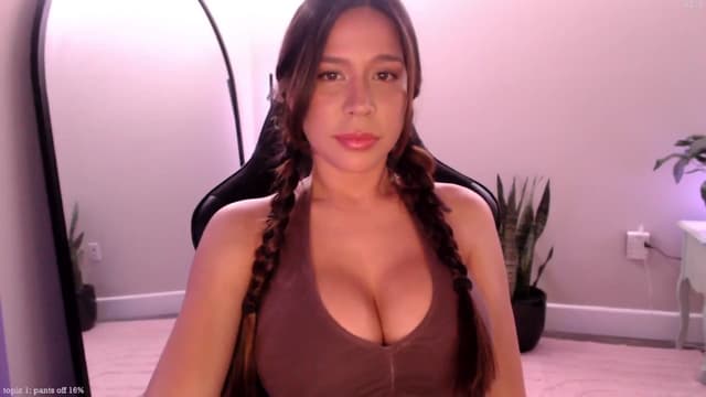 Gallery image thumbnail from Marie's myfreecams stream on, 06/24/2025, 04:12 image 6 of 20