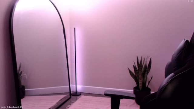 Gallery image thumbnail from Marie's myfreecams stream on, 06/24/2025, 04:12 image 15 of 20