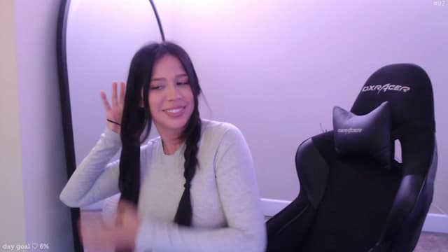 Gallery image thumbnail from Marie's myfreecams stream on, 10/14/2025, 22:52 image 7 of 20