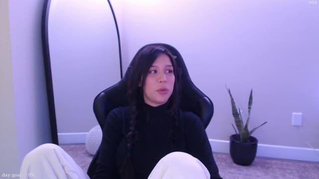 Gallery image thumbnail from Marie's myfreecams stream on, 10/24/2025, 21:41 image 1 of 20