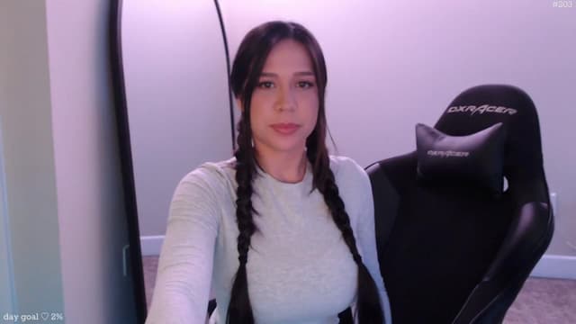 Gallery image thumbnail from Marie's myfreecams stream on, 01/08/2026, 24:02 image 11 of 20