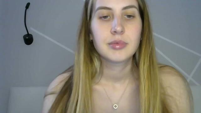 Gallery image thumbnail from MarryCox's myfreecams stream on, 05/22/2023, 12:48 image 12 of 20