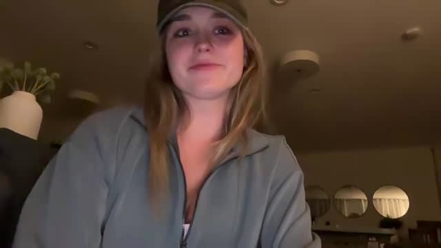 Gallery image thumbnail from Mazie's myfreecams stream on, 03/17/2026, 04:35 image 9 of 20