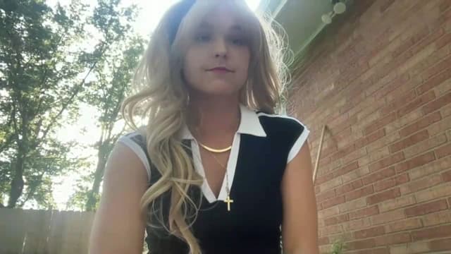 Gallery image thumbnail from Mazie's myfreecams stream on, 07/08/2026, 22:52 image 3 of 20