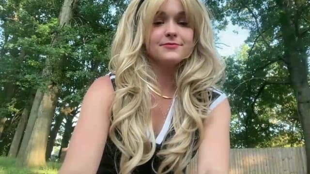 Gallery image thumbnail from Mazie's myfreecams stream on, 07/08/2026, 23:49 image 17 of 20
