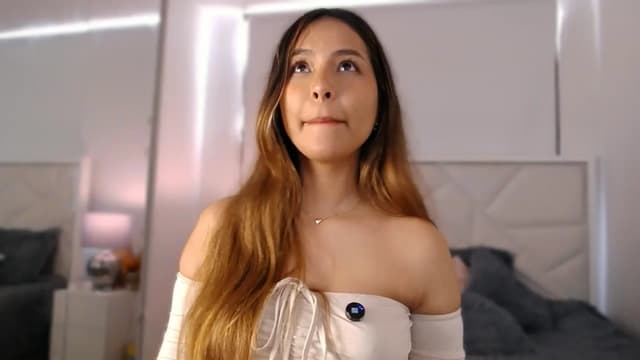 Gallery image thumbnail from Megui's myfreecams stream on, 03/02/2026, 14:00 image 6 of 20