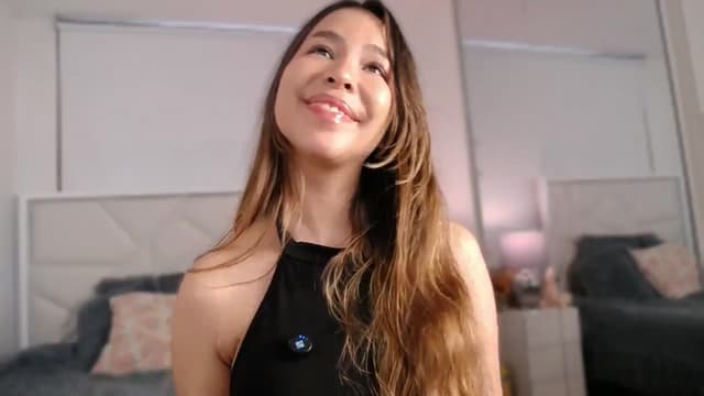 Gallery image thumbnail from Megui's myfreecams stream on, 03/07/2026, 11:40 image 12 of 20