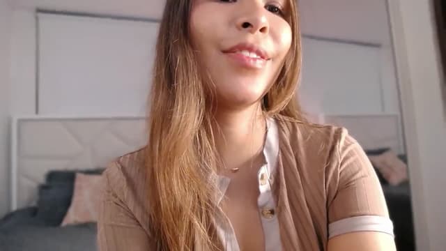 Gallery image thumbnail from Megui's myfreecams stream on, 03/10/2026, 11:39 image 6 of 20