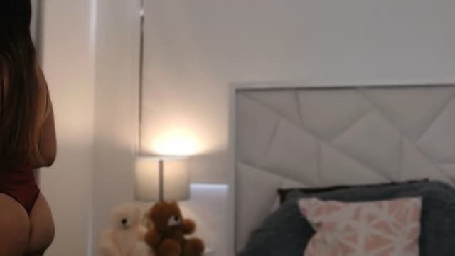 Gallery image thumbnail from Megui's myfreecams stream on, 05/03/2026, 13:13 image 6 of 20