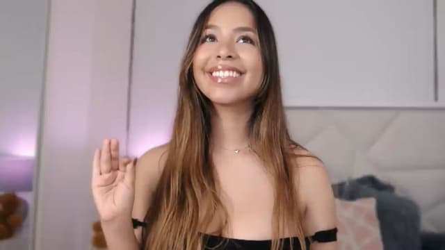 Gallery image thumbnail from Megui's myfreecams stream on, 05/27/2026, 12:57 image 13 of 20