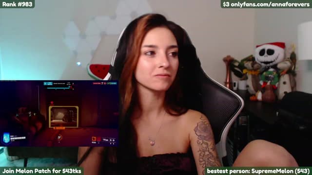 Gallery image thumbnail from Melon's myfreecams stream on, 11/17/2022, 04:42 image 16 of 20