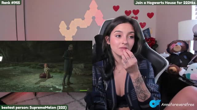 Gallery image thumbnail from Melon's myfreecams stream on, 02/14/2023, 24:51 image 8 of 20