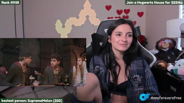 Gallery image thumbnail from Melon's myfreecams stream on, 02/14/2023, 01:28 image 6 of 20