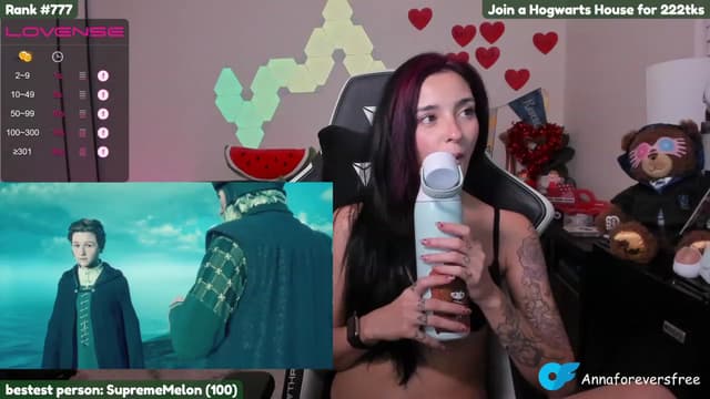 Gallery image thumbnail from Melon's myfreecams stream on, 02/19/2023, 02:19 image 17 of 20