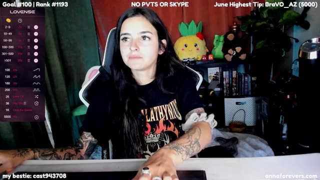 Gallery image thumbnail from Melon's myfreecams stream on, 06/26/2024, 02:56 image 20 of 20