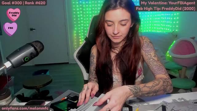 Gallery image thumbnail from Melon's myfreecams stream on, 02/15/2025, 05:28 image 3 of 20