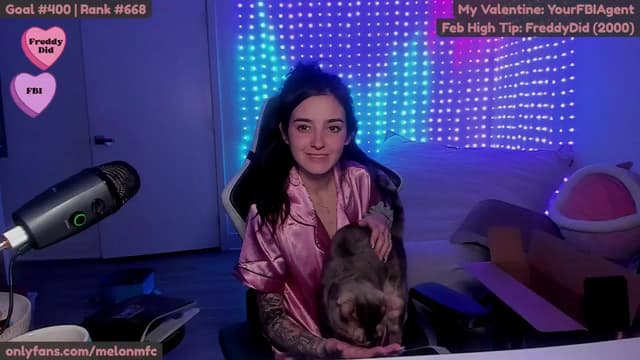 Gallery image thumbnail from Melon's myfreecams stream on, 02/18/2025, 04:18 image 14 of 20