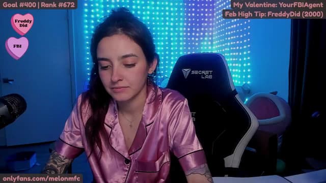 Gallery image thumbnail from Melon's myfreecams stream on, 02/18/2025, 04:18 image 3 of 20
