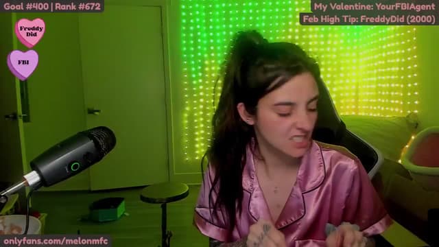 Gallery image thumbnail from Melon's myfreecams stream on, 02/18/2025, 04:18 image 7 of 20