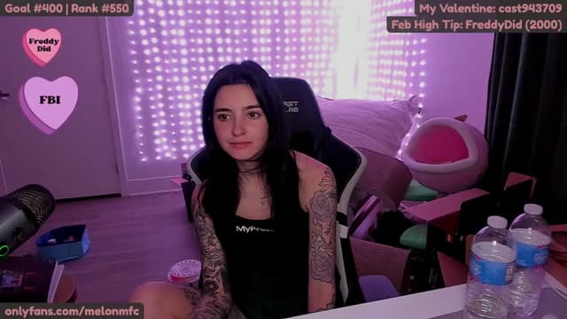 Gallery image thumbnail from Melon's myfreecams stream on, 02/26/2025, 04:00 image 3 of 20