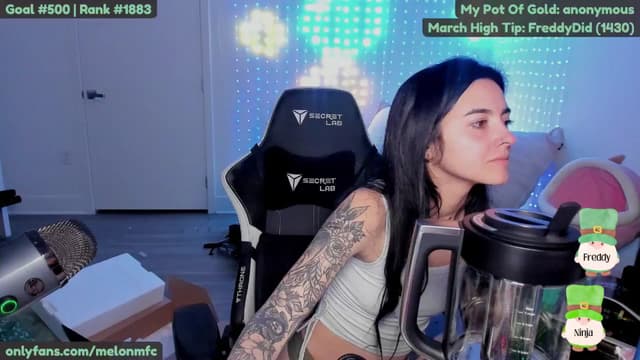 Gallery image thumbnail from Melon's myfreecams stream on, 03/13/2025, 02:14 image 11 of 20