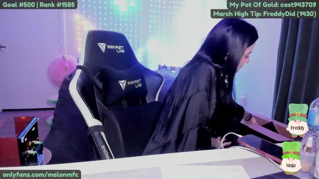 Gallery image thumbnail from Melon's myfreecams stream on, 03/19/2025, 03:07 image 20 of 20