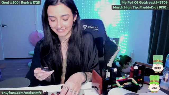 Gallery image thumbnail from Melon's myfreecams stream on, 03/19/2025, 03:07 image 17 of 20