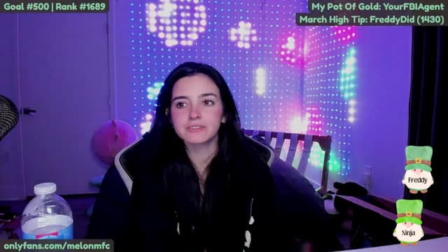 Gallery image thumbnail from Melon's myfreecams stream on, 03/21/2025, 01:45 image 10 of 20