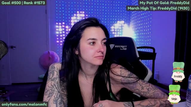 Gallery image thumbnail from Melon's myfreecams stream on, 03/21/2025, 02:29 image 10 of 20