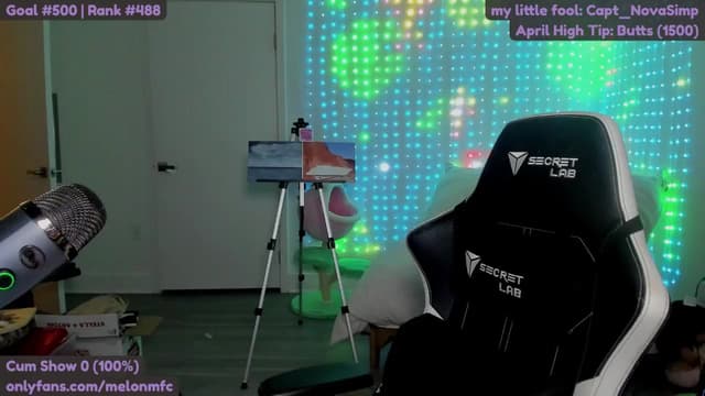 Gallery image thumbnail from Melon's myfreecams stream on, 04/07/2025, 04:38 image 13 of 20