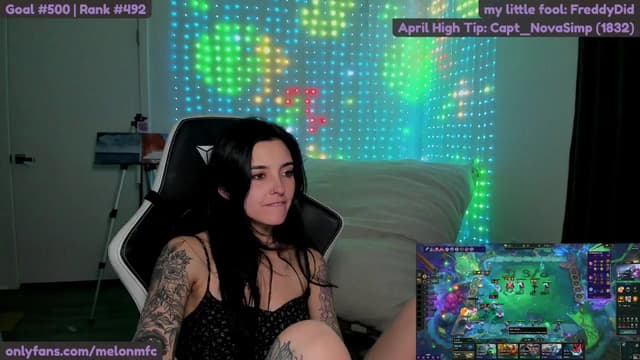Gallery image thumbnail from Melon's myfreecams stream on, 04/08/2025, 03:23 image 7 of 20