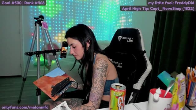 Gallery image thumbnail from Melon's myfreecams stream on, 04/09/2025, 04:05 image 17 of 20