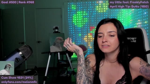 Gallery image thumbnail from Melon's myfreecams stream on, 04/26/2025, 04:32 image 1 of 20