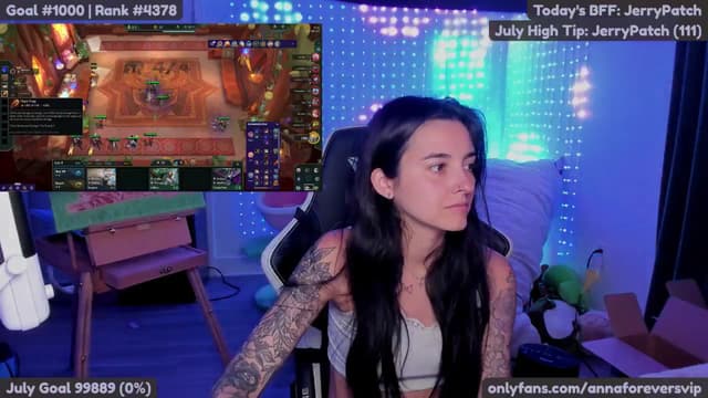 Gallery image thumbnail from Melon's myfreecams stream on, 07/03/2025, 04:16 image 4 of 20